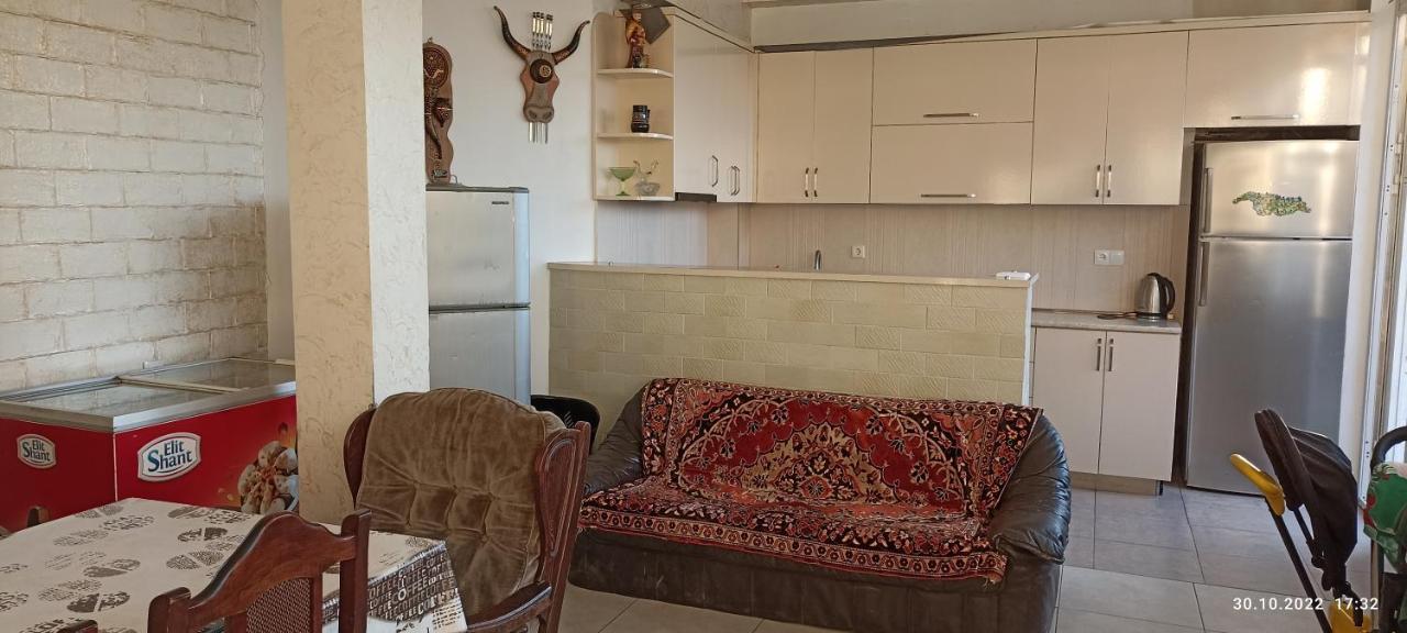 Olesya Guesthouse ムツヴァネ・コンスキ エクステリア 写真